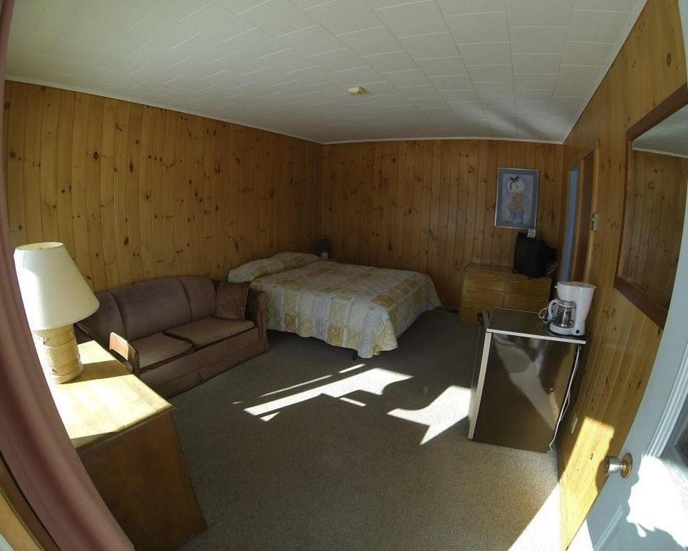 Motel Le Fleuron Saint-Donat-de-Montcalm Buitenkant foto