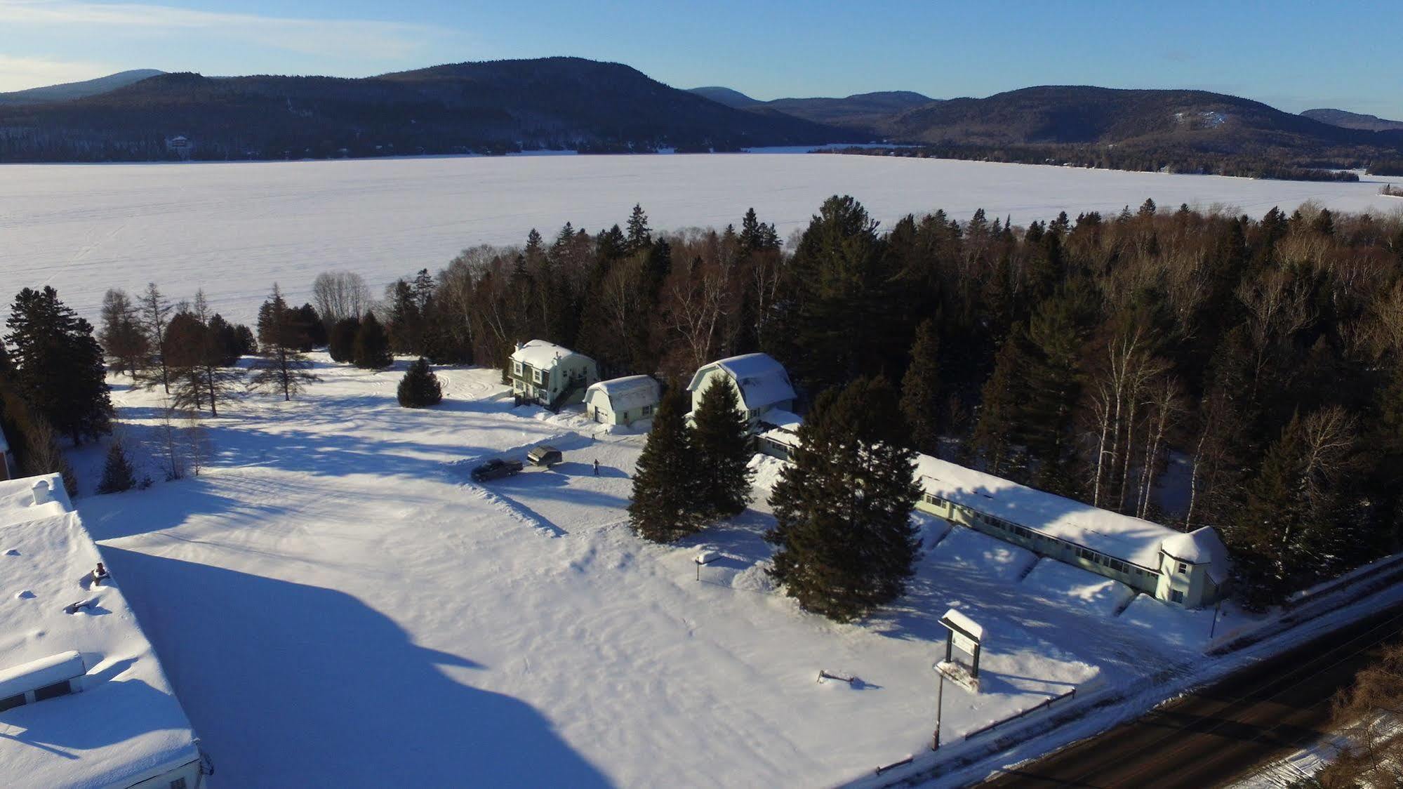 Motel Le Fleuron Saint-Donat-de-Montcalm Buitenkant foto