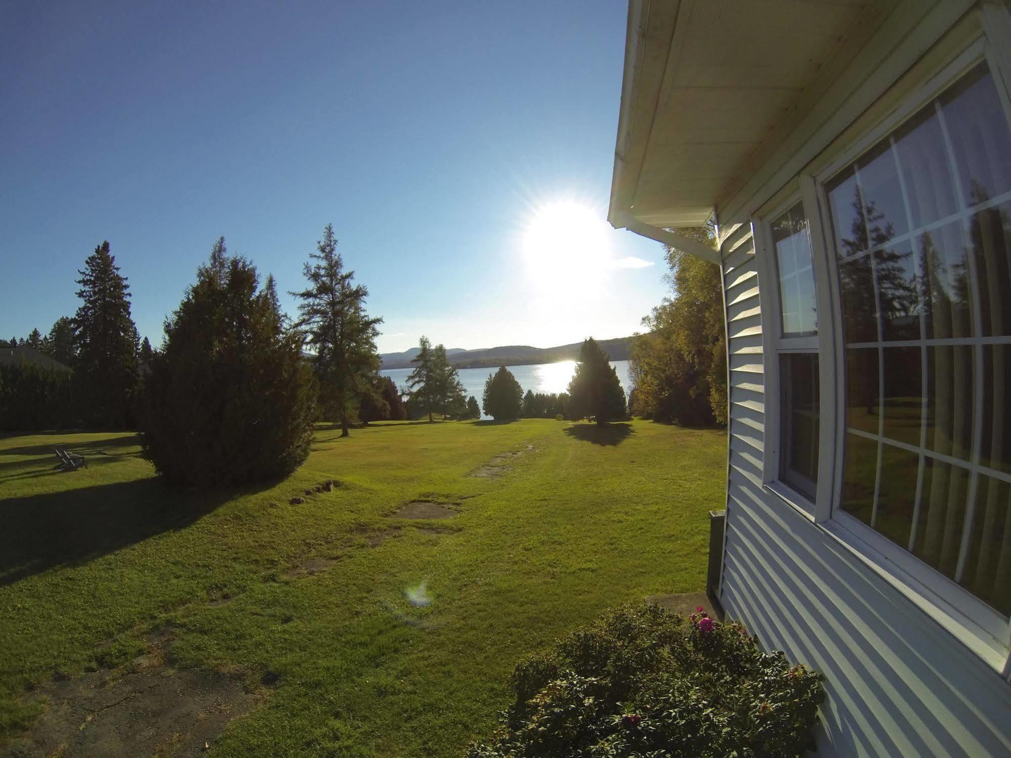 Motel Le Fleuron Saint-Donat-de-Montcalm Buitenkant foto
