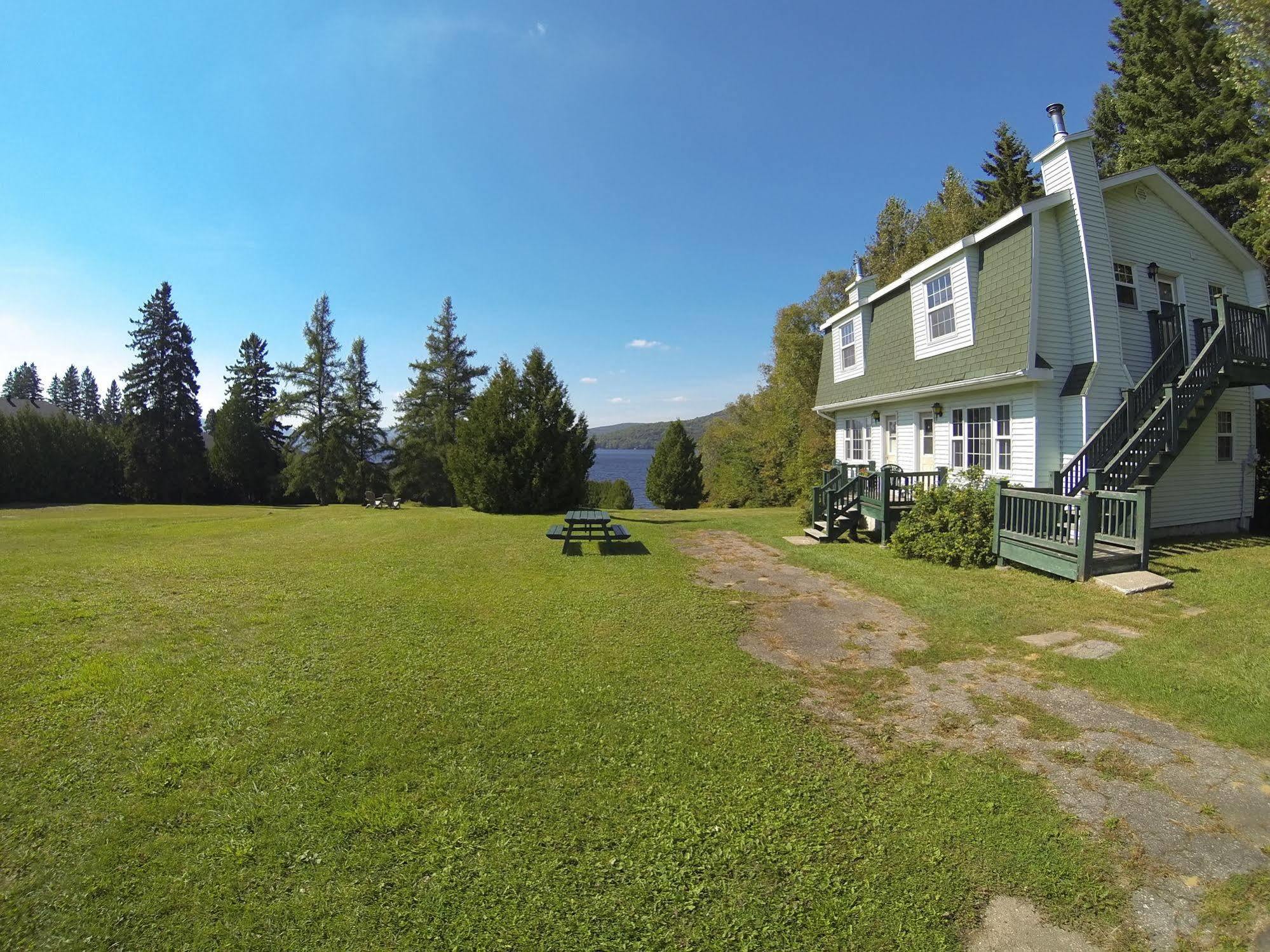Motel Le Fleuron Saint-Donat-de-Montcalm Buitenkant foto